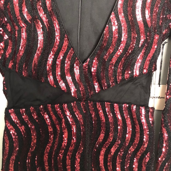 Revolve Superdown Kim Deep V Sequin Mini Dress M L NWT - Picture 7 of 16